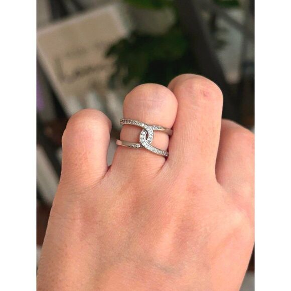 Crossover Cz Ring  - Picture 7 of 7